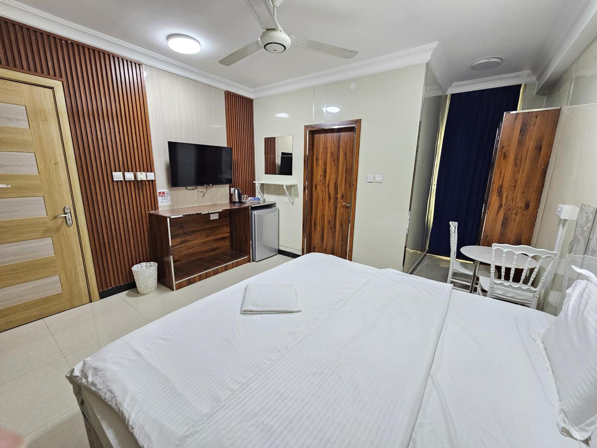 Al Rayyan Hotel Apartments Muscat Сиб Екстериор снимка